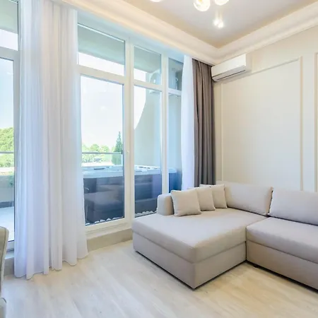 Petrovdom Spa Luxury Apartment 11-240 With Jacuzzi In Rc Pechersk Plaza Kyiv Exterior photo
