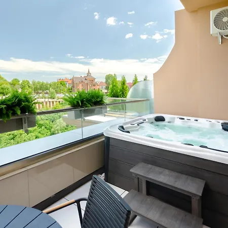 Petrovdom Spa Luxury Apartment 11-240 With Jacuzzi In Rc Pechersk Plaza Kyiv Exterior photo