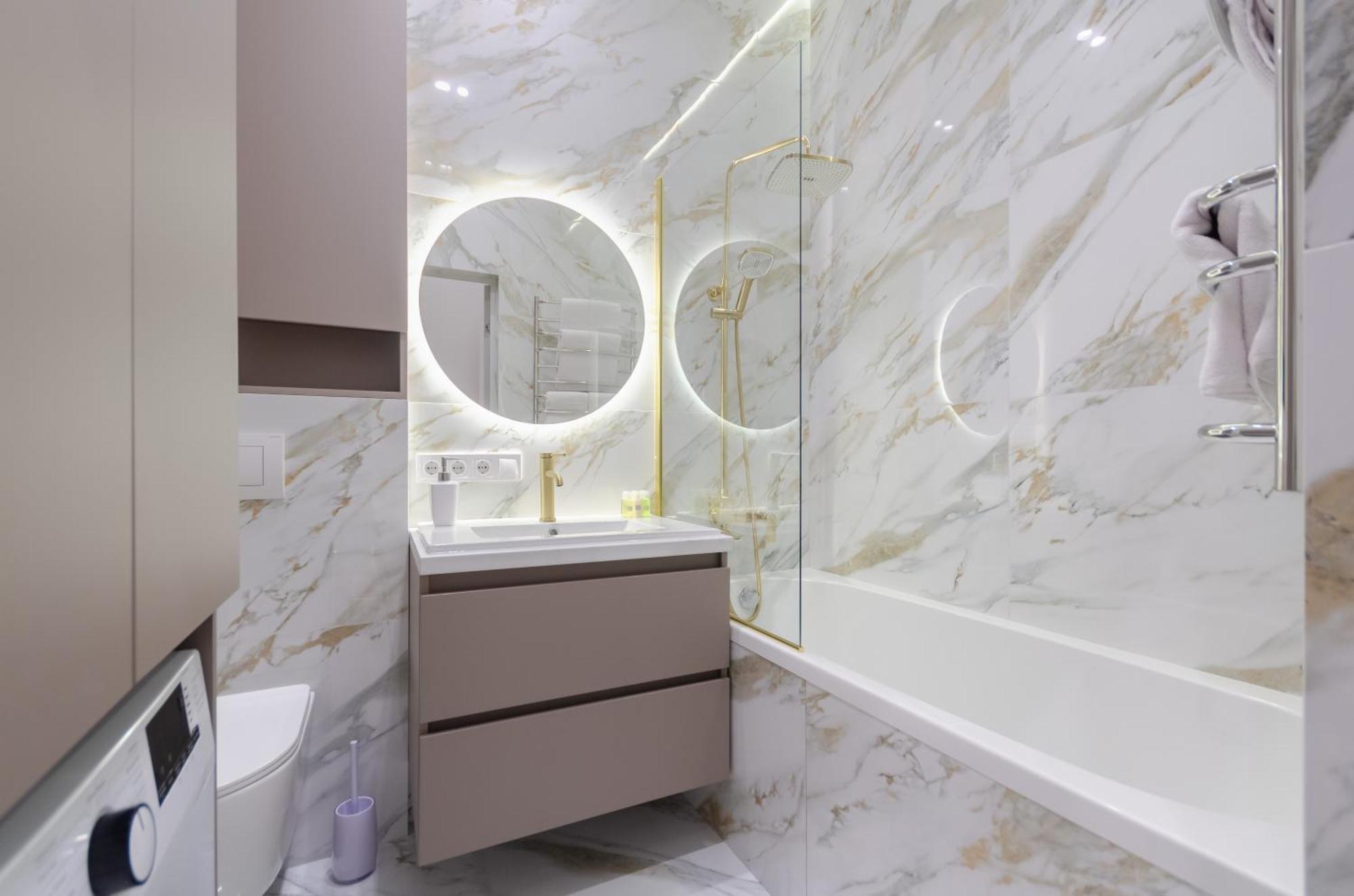 Petrovdom Luxury 11-240 With Jacuzzi In Rc Pechersk Plaza Апартаменти *